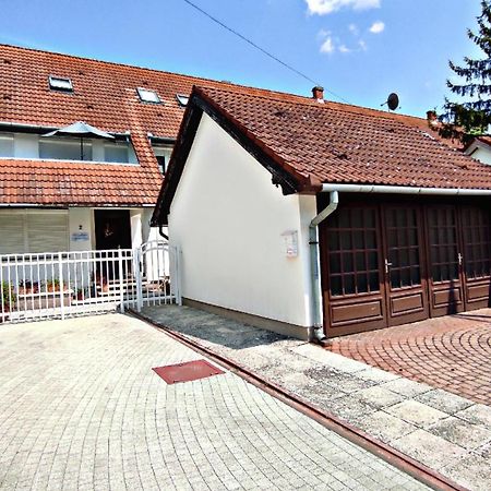 Alea Apartmanok Харканы Экстерьер фото