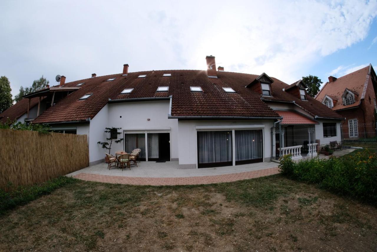 Alea Apartmanok Харканы Экстерьер фото